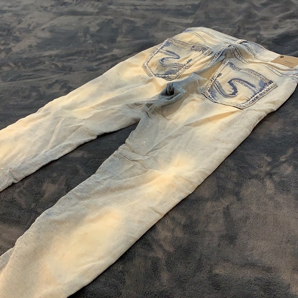 Silver Suki Light Washed Jeans Size 27 - Picture 7 of 8